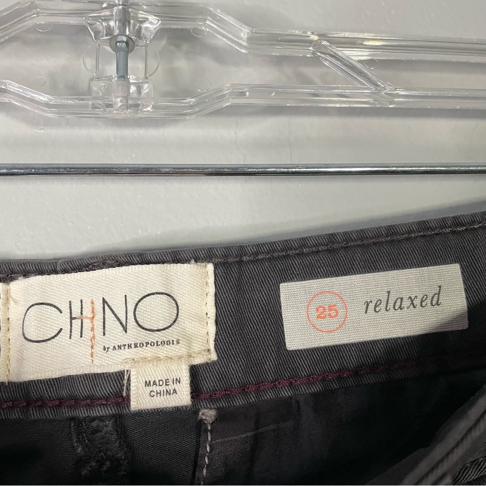 Chino by Anthropologie Dark Grey Boho Casual Relaxed Fit Chino Pants Size 25 - Picture 3 of 6